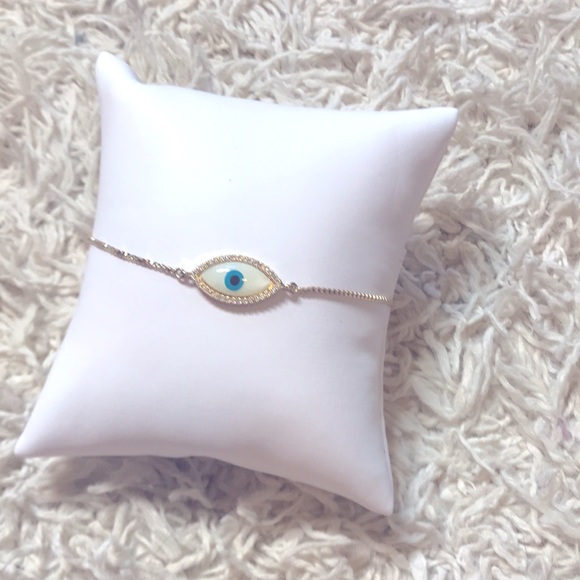 Express Bracelet - Picture 4 of 8